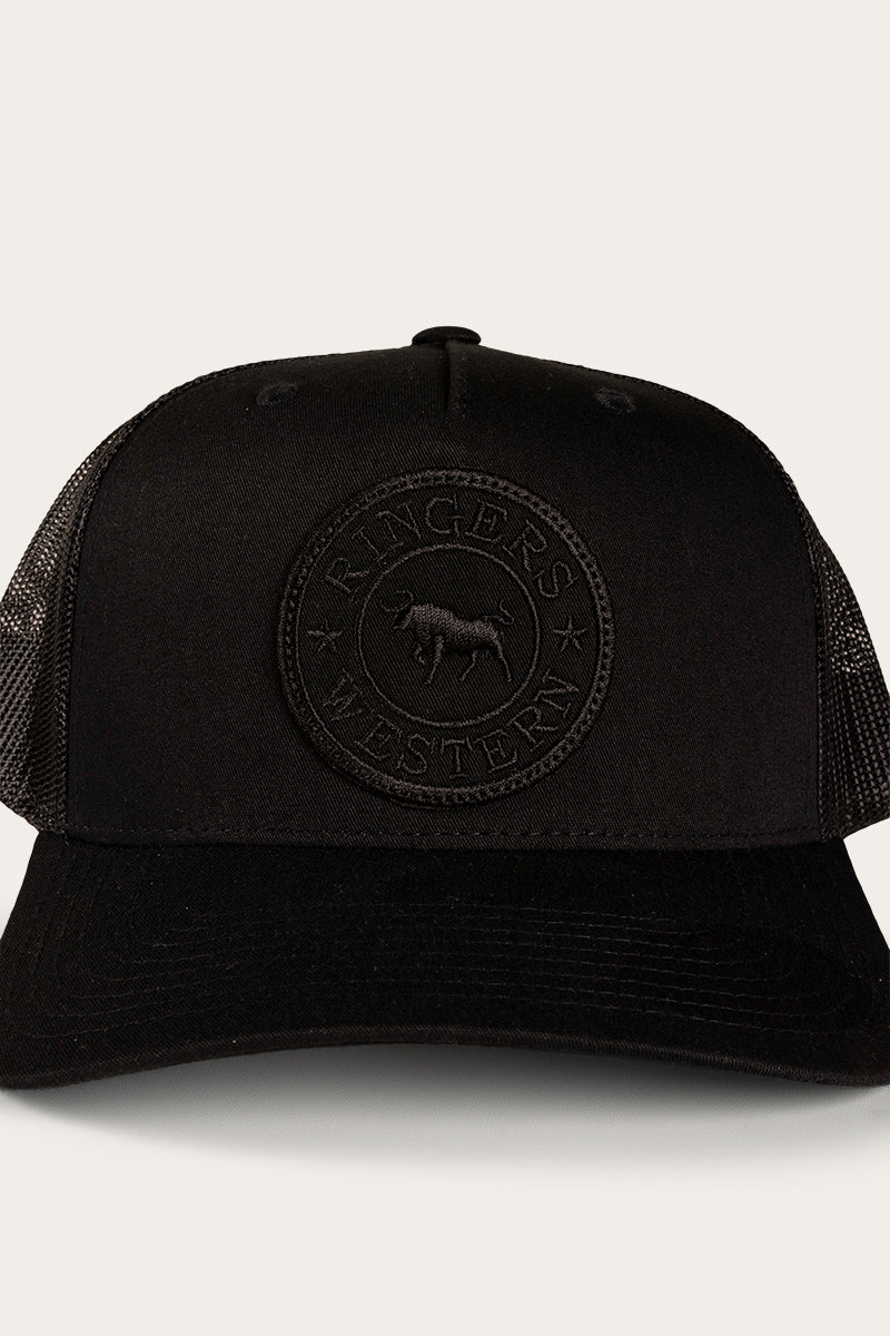 Signature Bull Trucker Cap - Black/Black