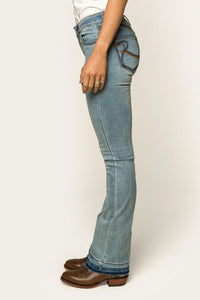 Billie Womens Mid-Rise Bootleg Jeans - Light Blue